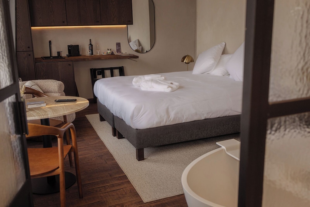 Deluxe Double Room, Garden View photo 1