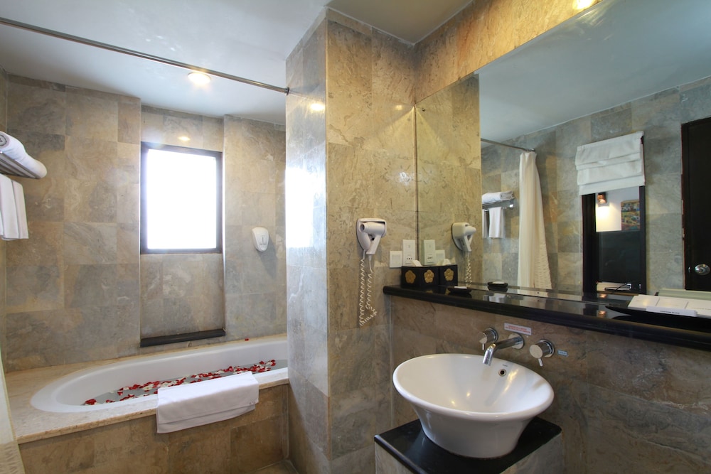 Superior Room, Balcony - Photo 7