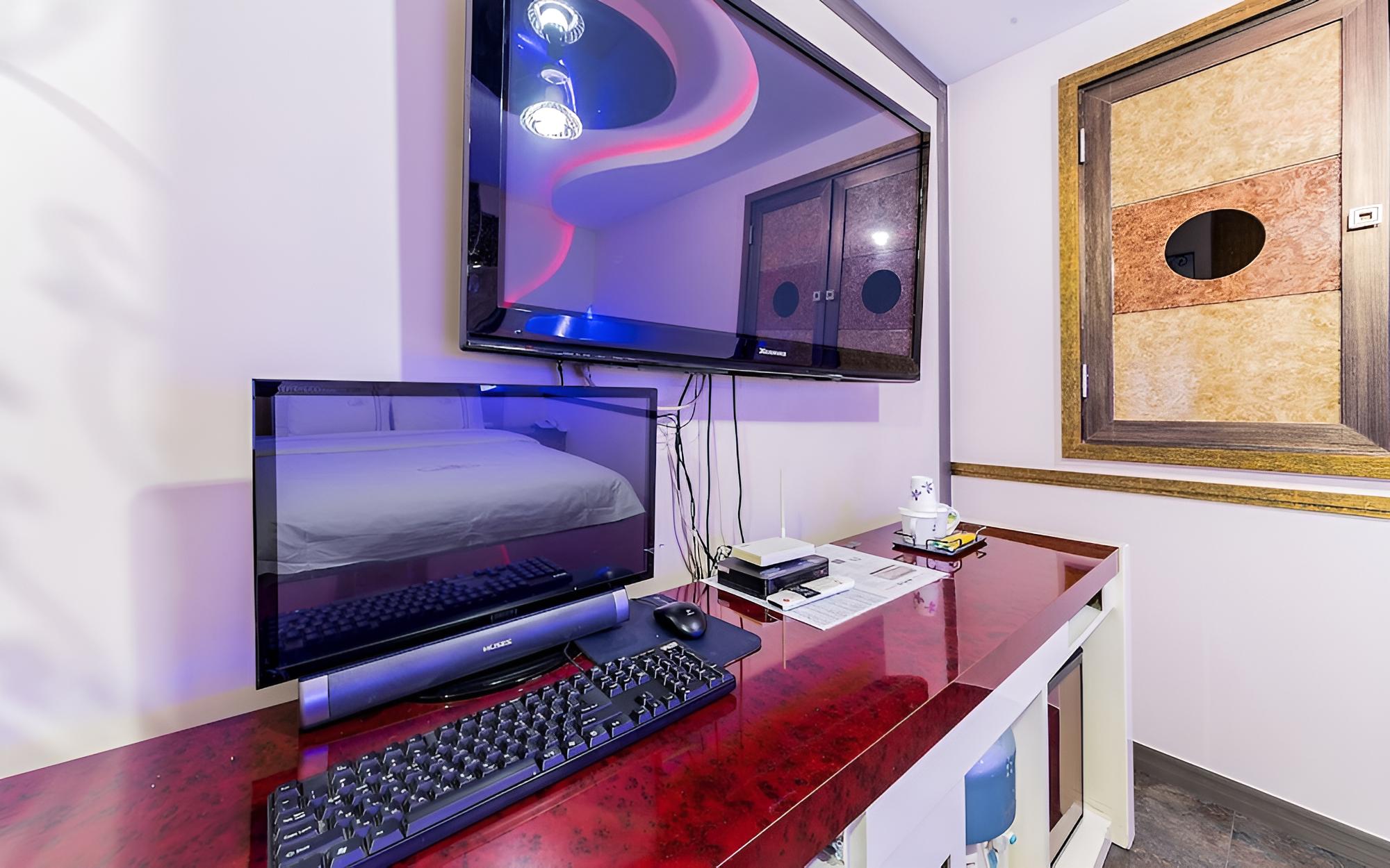 Room (General room-physical identification ) - Photo 18