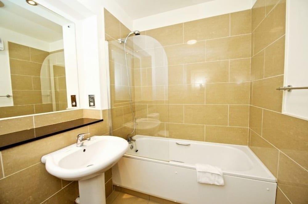 Standard Apartment, 2 Bedrooms - Photo 8