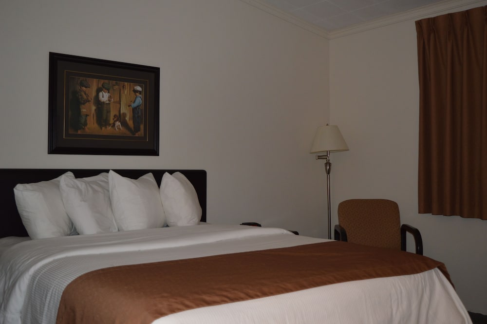Standard Room, 1 Queen Bed photo 2