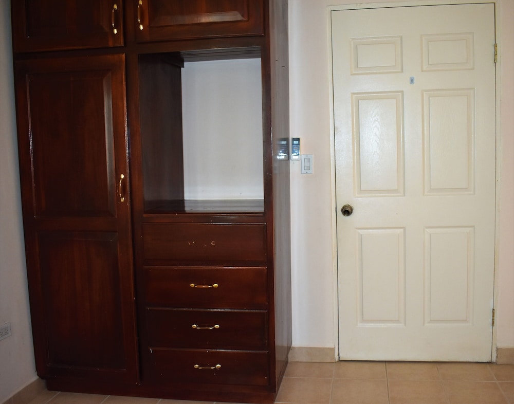 Apartment, 2 Bedrooms, Garden View photo 3