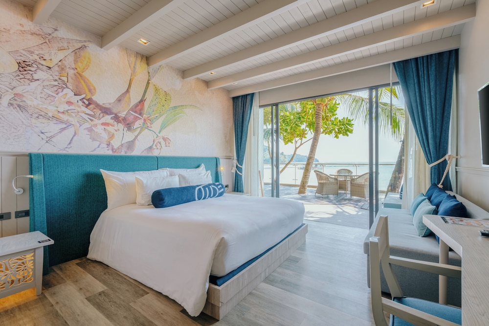 Deluxe Ocean View Room (Adults Only) - Photo 1