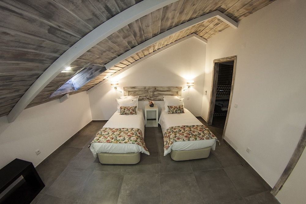 Superior Twin Room photo 1