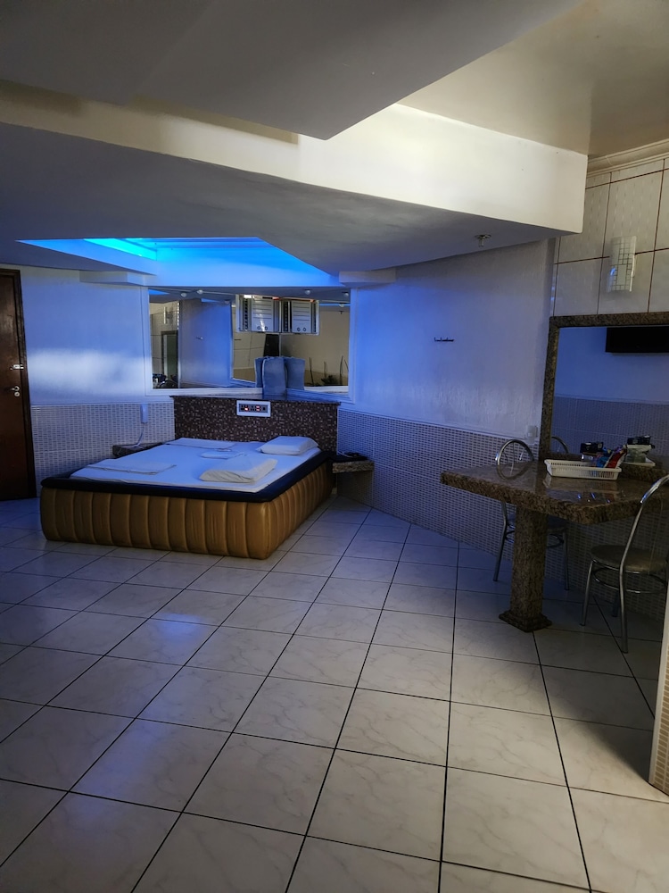 Suite (Master) photo 1