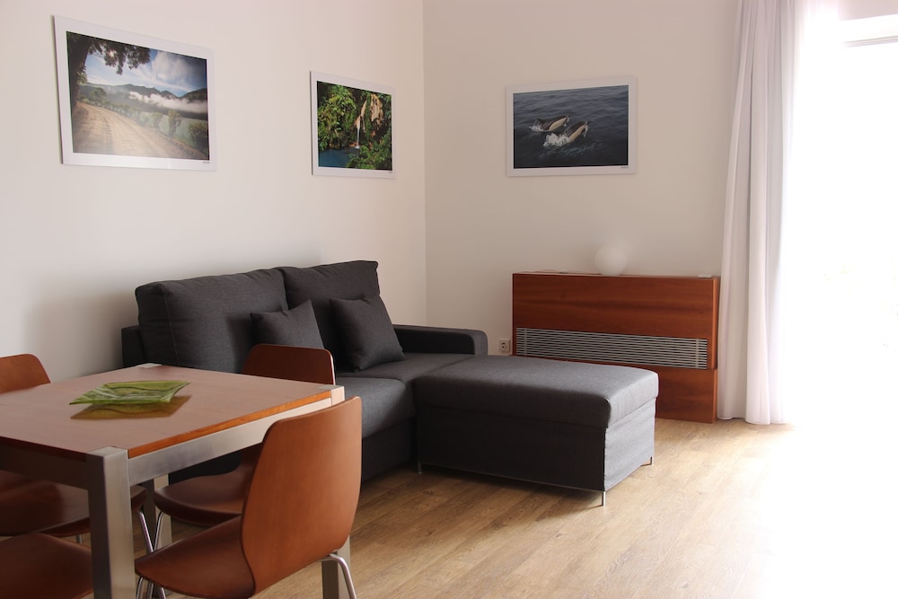 Comfort Duplex, 1 Bedroom, Partial Ocean View photo 2