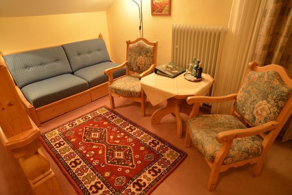 Traditional Triple Room, Balcony