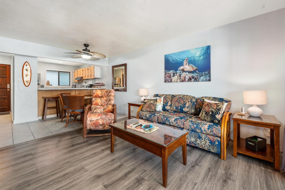 Condo, 2 Bedrooms
