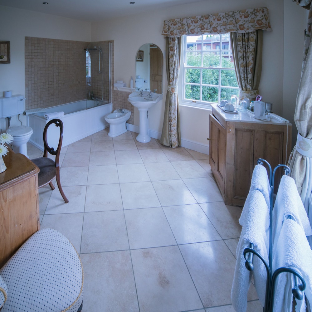 Double Room, Shared Bathroom photo 3