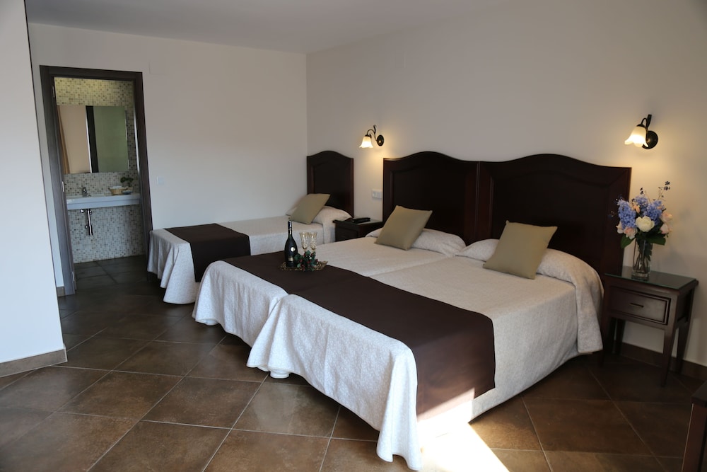 Triple Room, Terrace photo 2