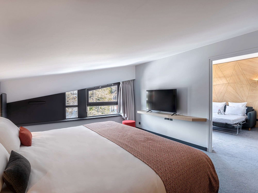Premium Suite