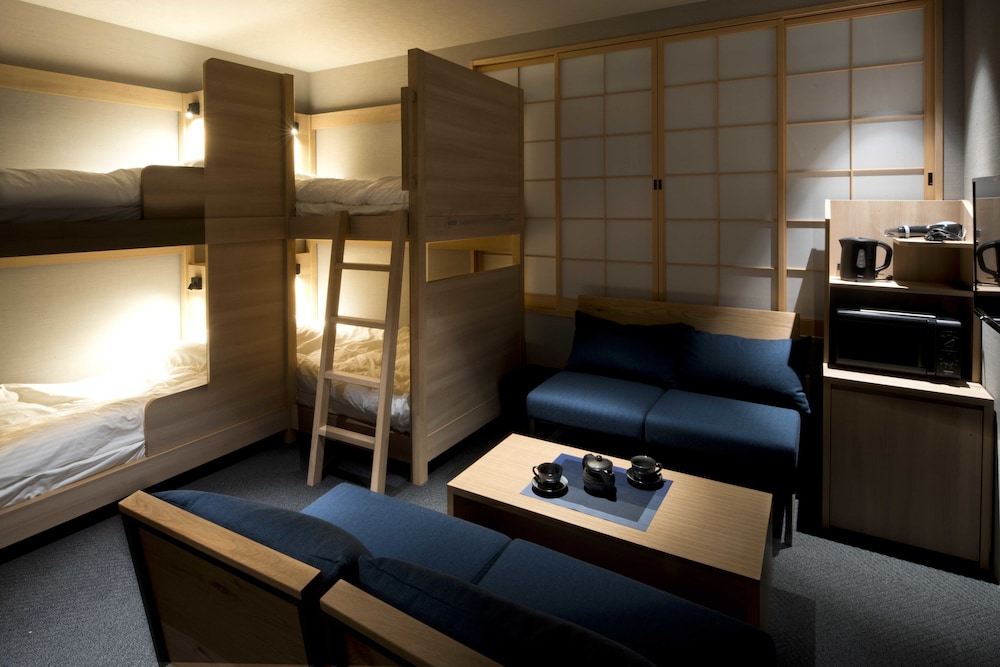 [102] Quadruple Room photo 1