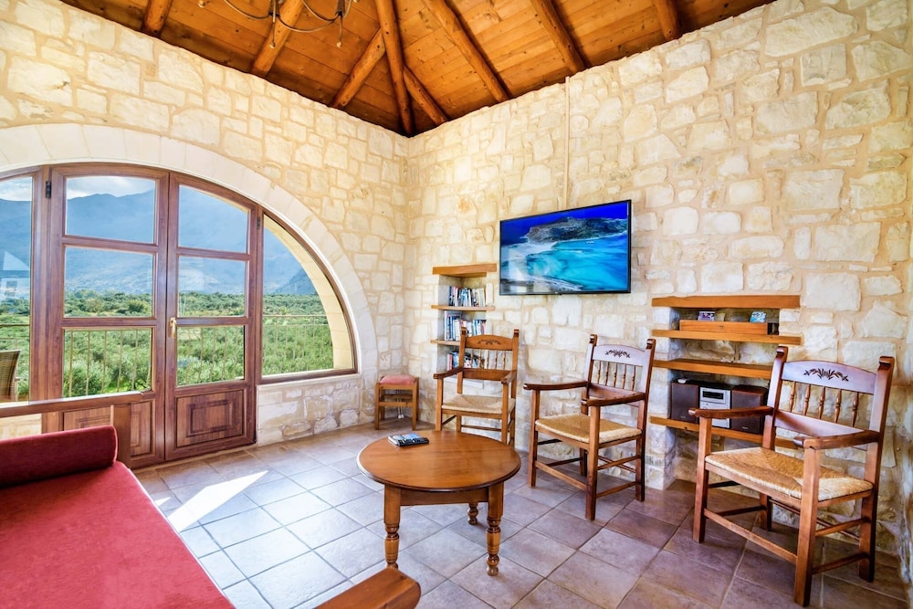 Apartment, 3 Bedrooms, Private Pool, Garden View photo 1