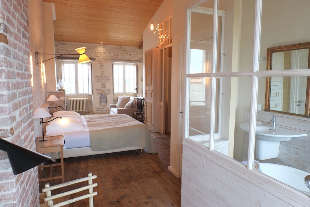 Double Room, Partial Sea View (Exceptionnelle)