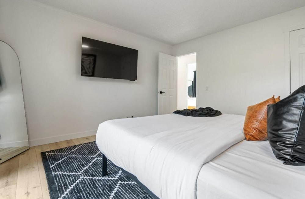 The Aura No Service Fees Lake View Hot Tub, 사진 51