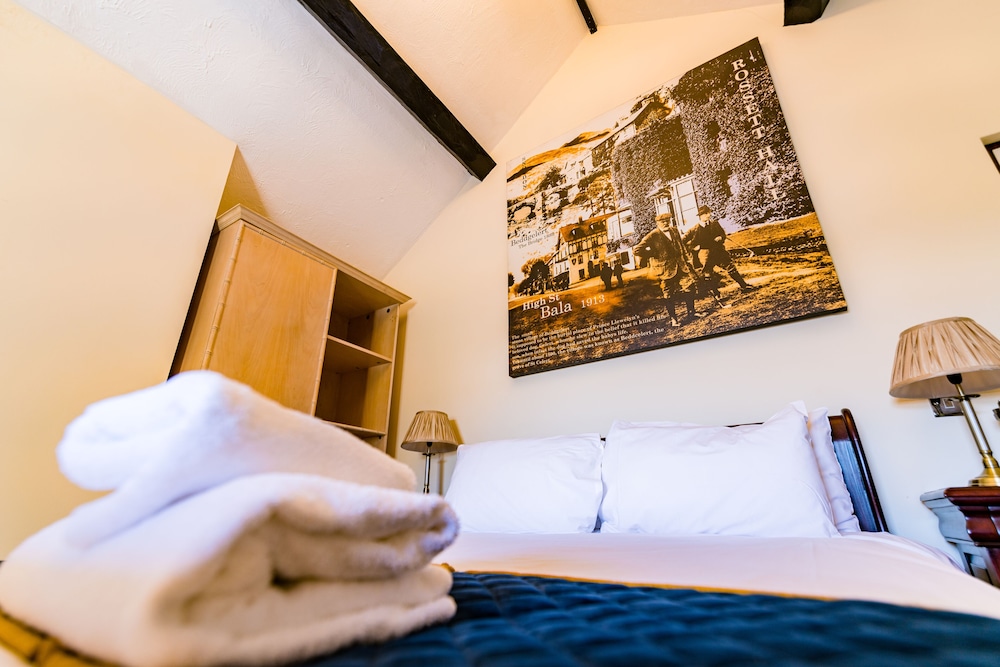Suite, 1 King Bed, Non Smoking photo 1
