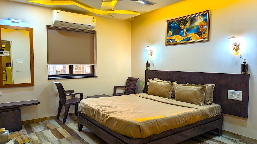Deluxe Room - Photo 8