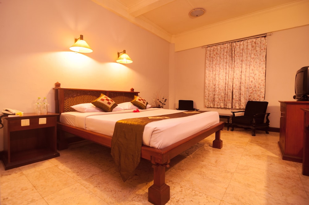 Superior Double or Twin Room - Photo 15
