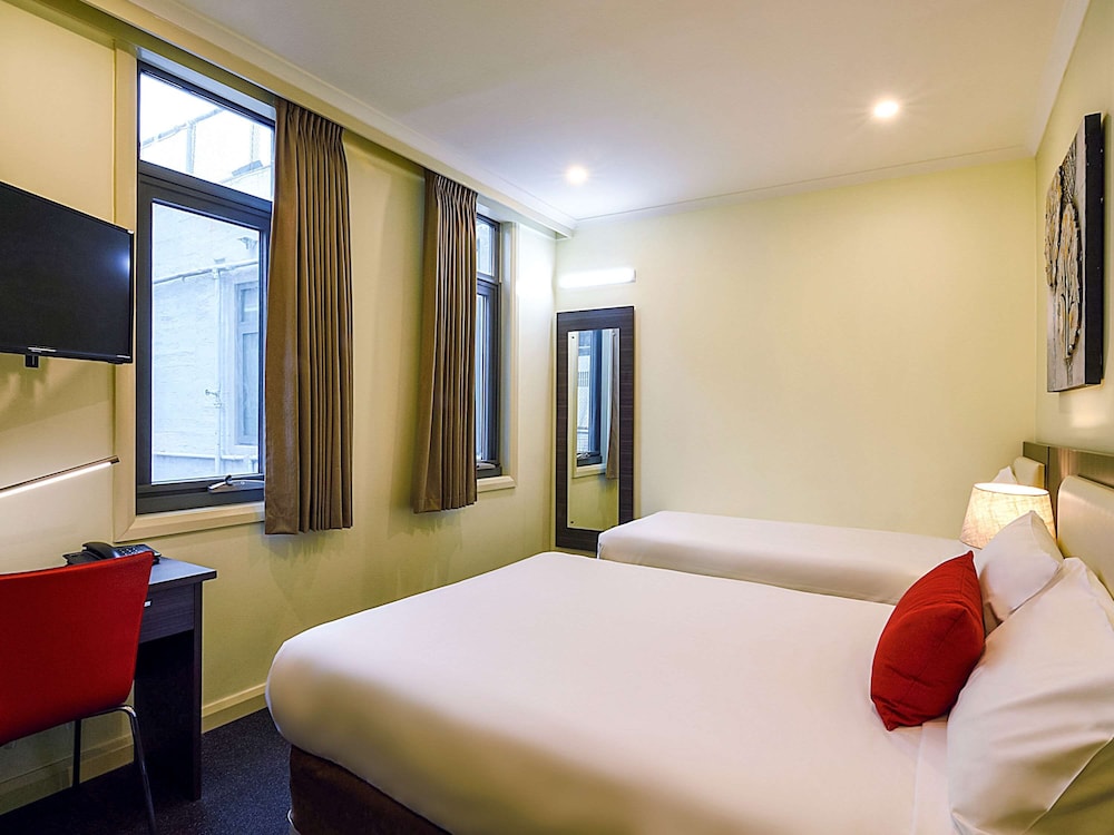 Family Double Room, Multiple Beds photo 3