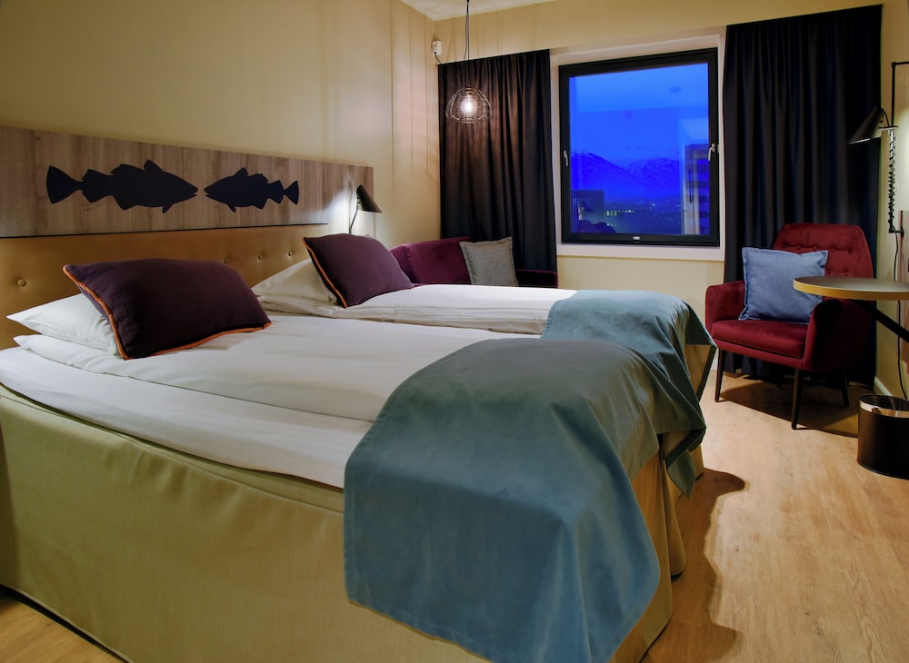 Standard Room, Multiple Beds, Non Smoking - Photo 3