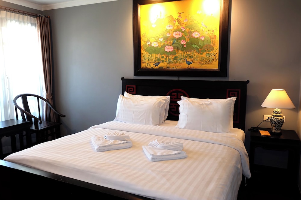 Classic Double Room, 1 King Bed, Accessible, Non Smoking photo 2