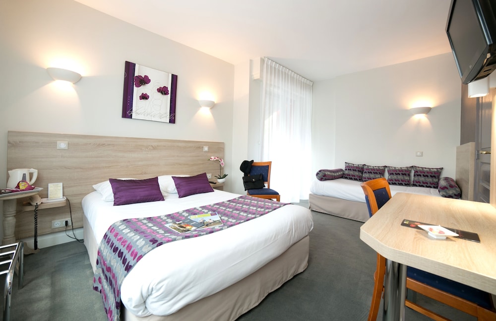Superior Triple Room photo 1