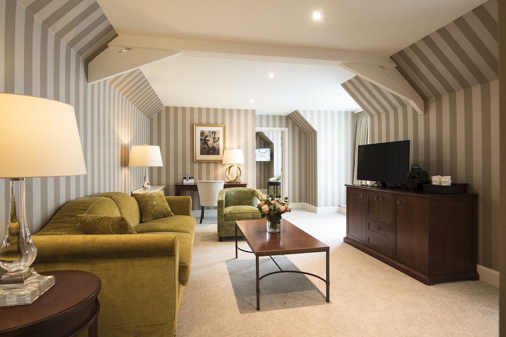 Family Suite, Balcony, Garden View photo 3