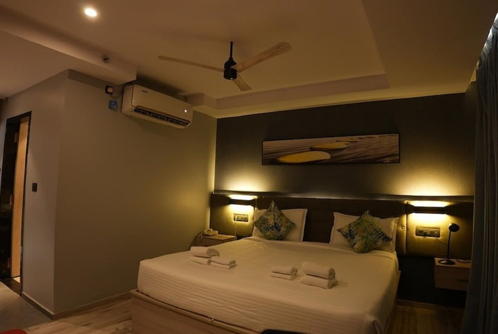 Executive Room - Photo 1