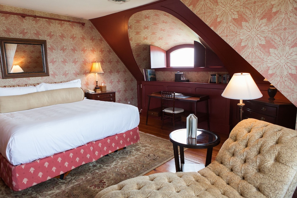 Bridge Room