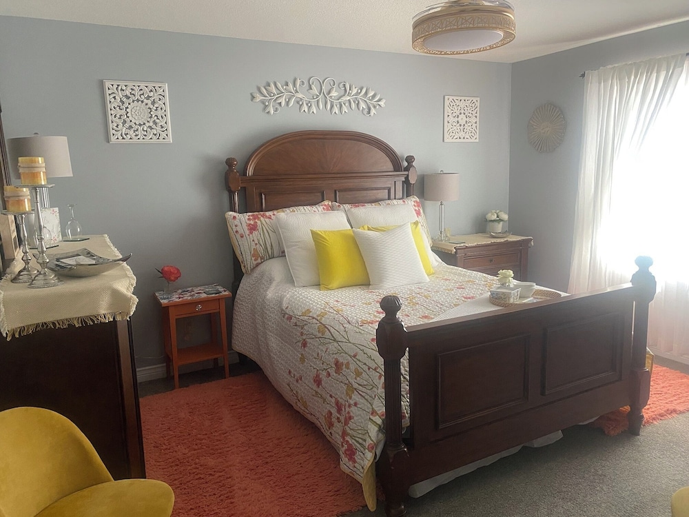 The Riesling Room, 1 Queen Bed