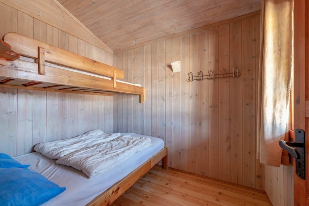 Deluxe Cabin photo 3