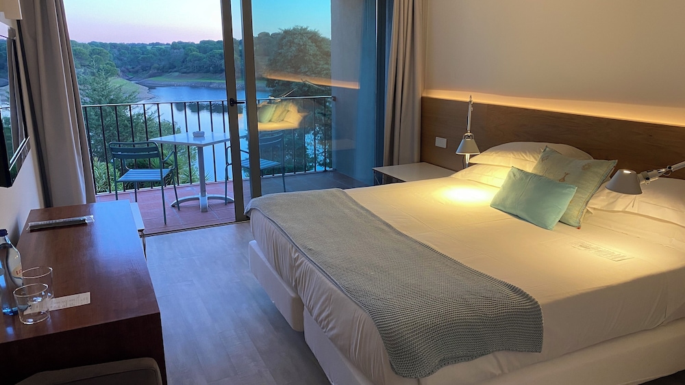 Superior Double Room, Balcony, River View photo 3