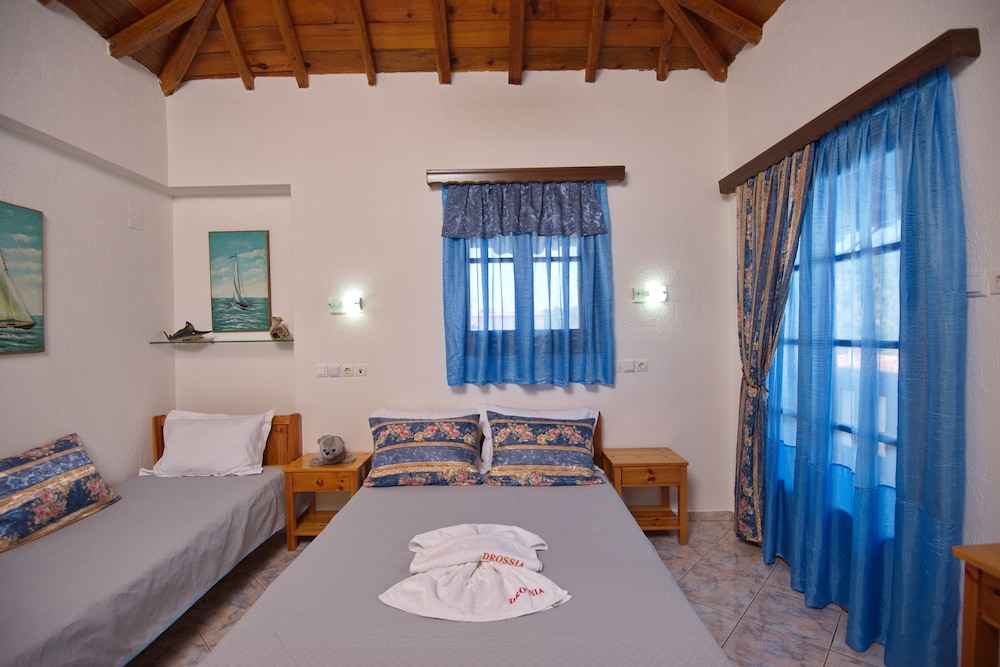 Room, Partial Sea View photo 3