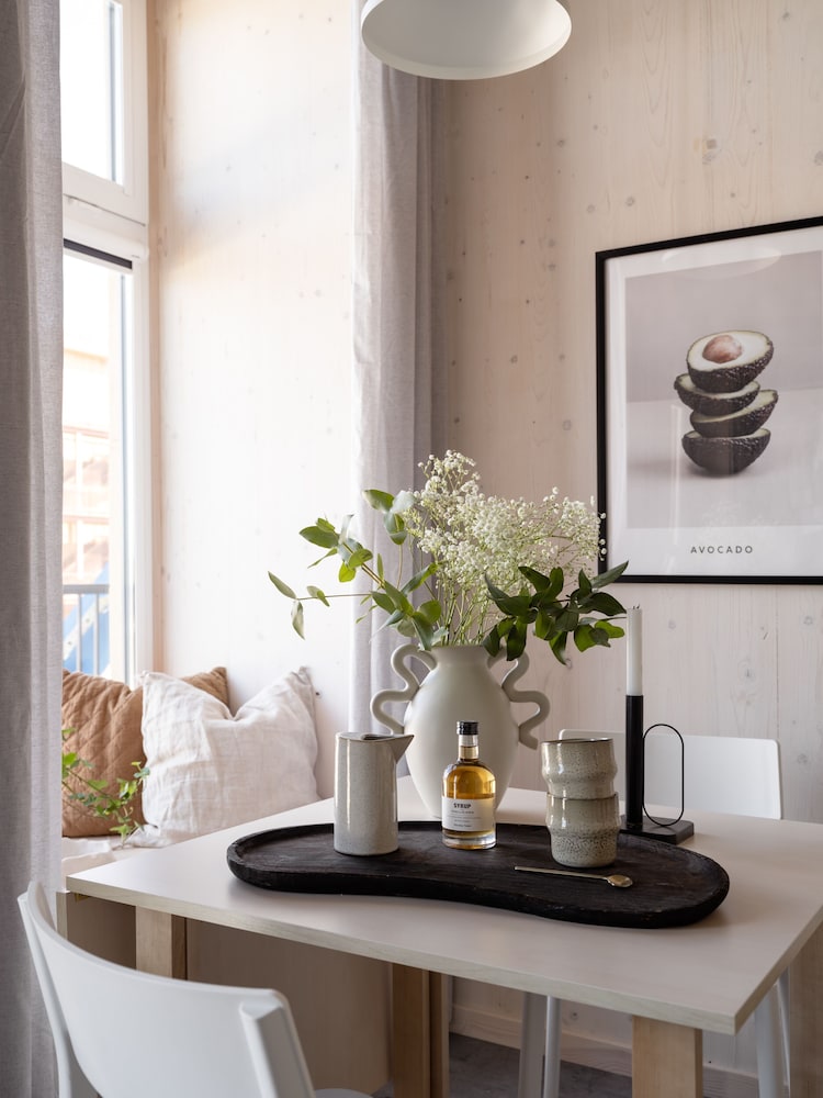 Studio - Photo 1