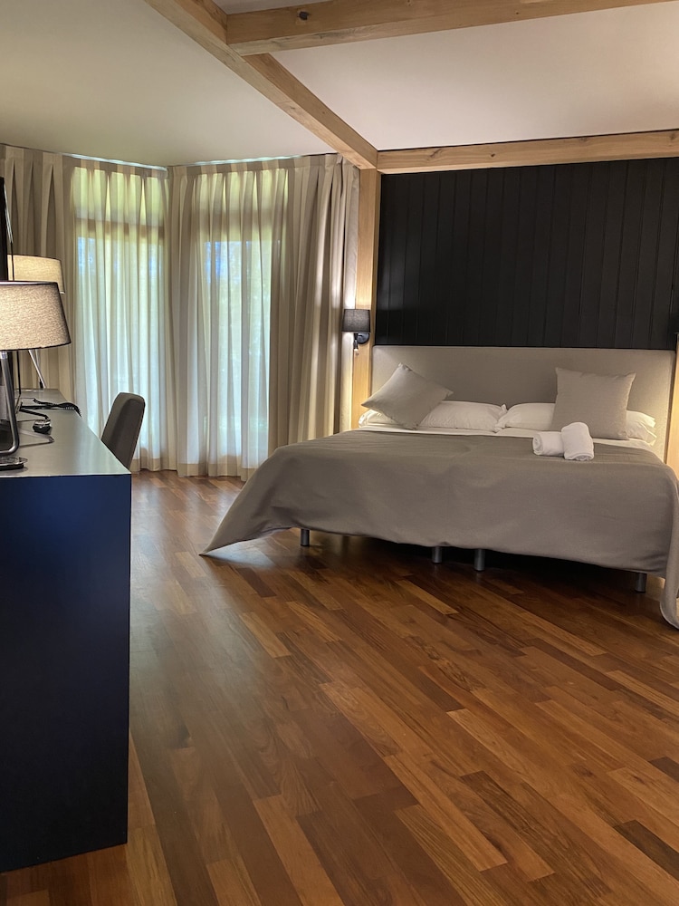 Junior Room, 2 Bedrooms
