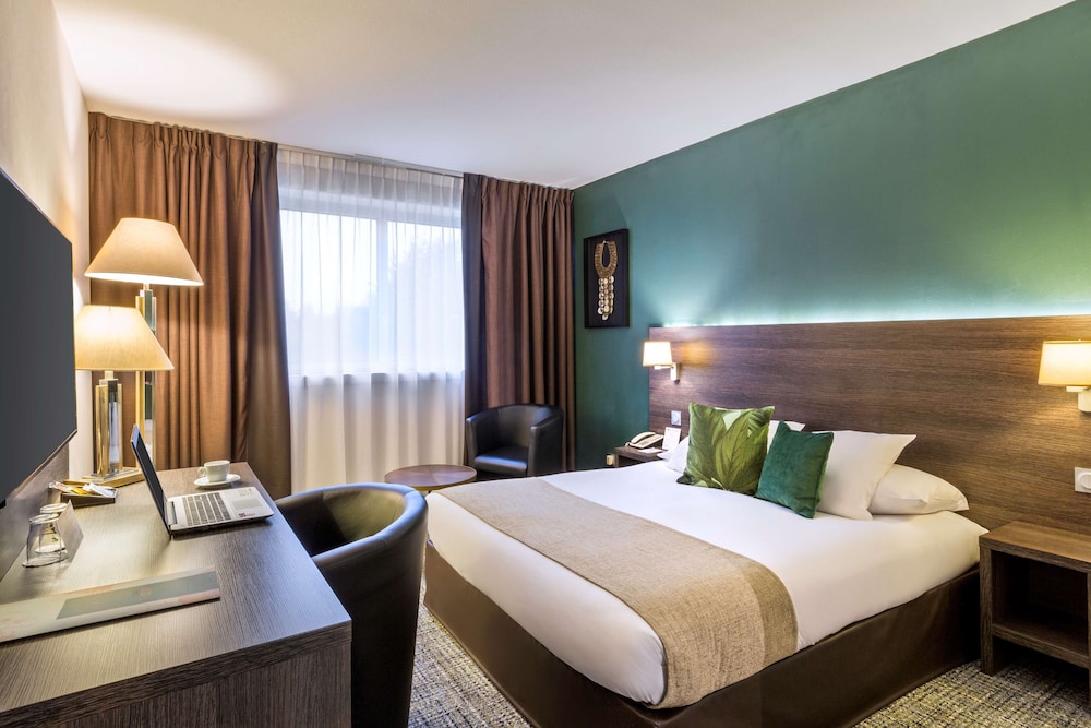 Comfort Room, 1 Queen Bed, Non Smoking (Twin bed on request) - Photo 4