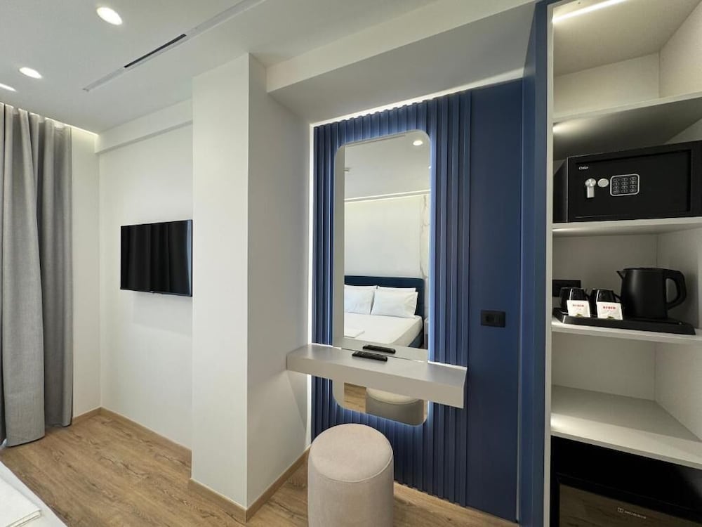 Double Room, Partial Sea View