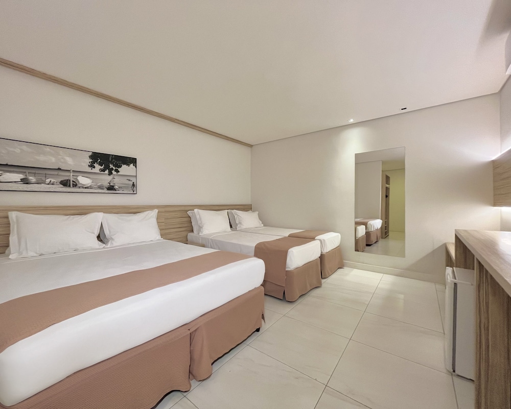 Standard Quadruple Room (access via stairs and no view)