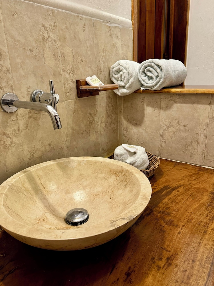 Standard Room - Photo 5