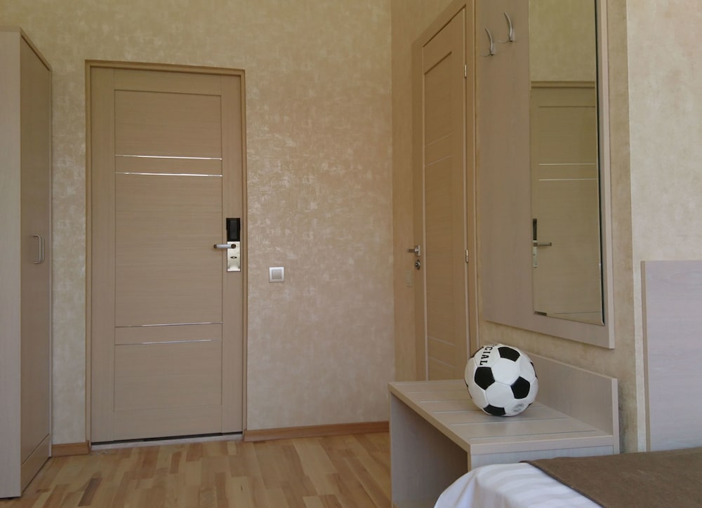 Economy Double Room photo 2