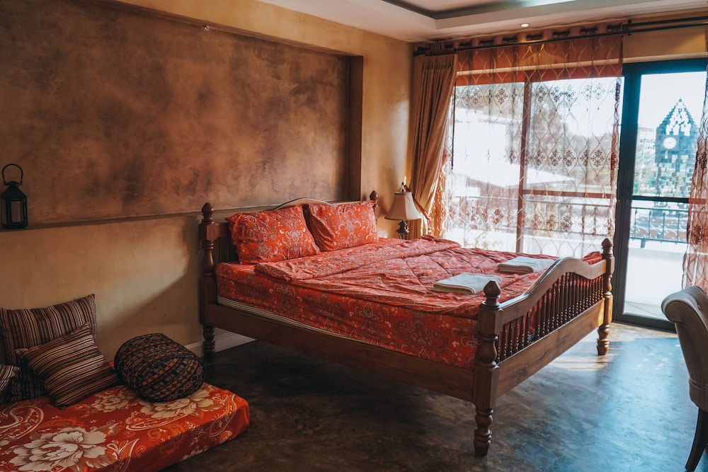 Deluxe Studio Suite, 1 Bedroom, Private Bathroom, Executive Level photo 1