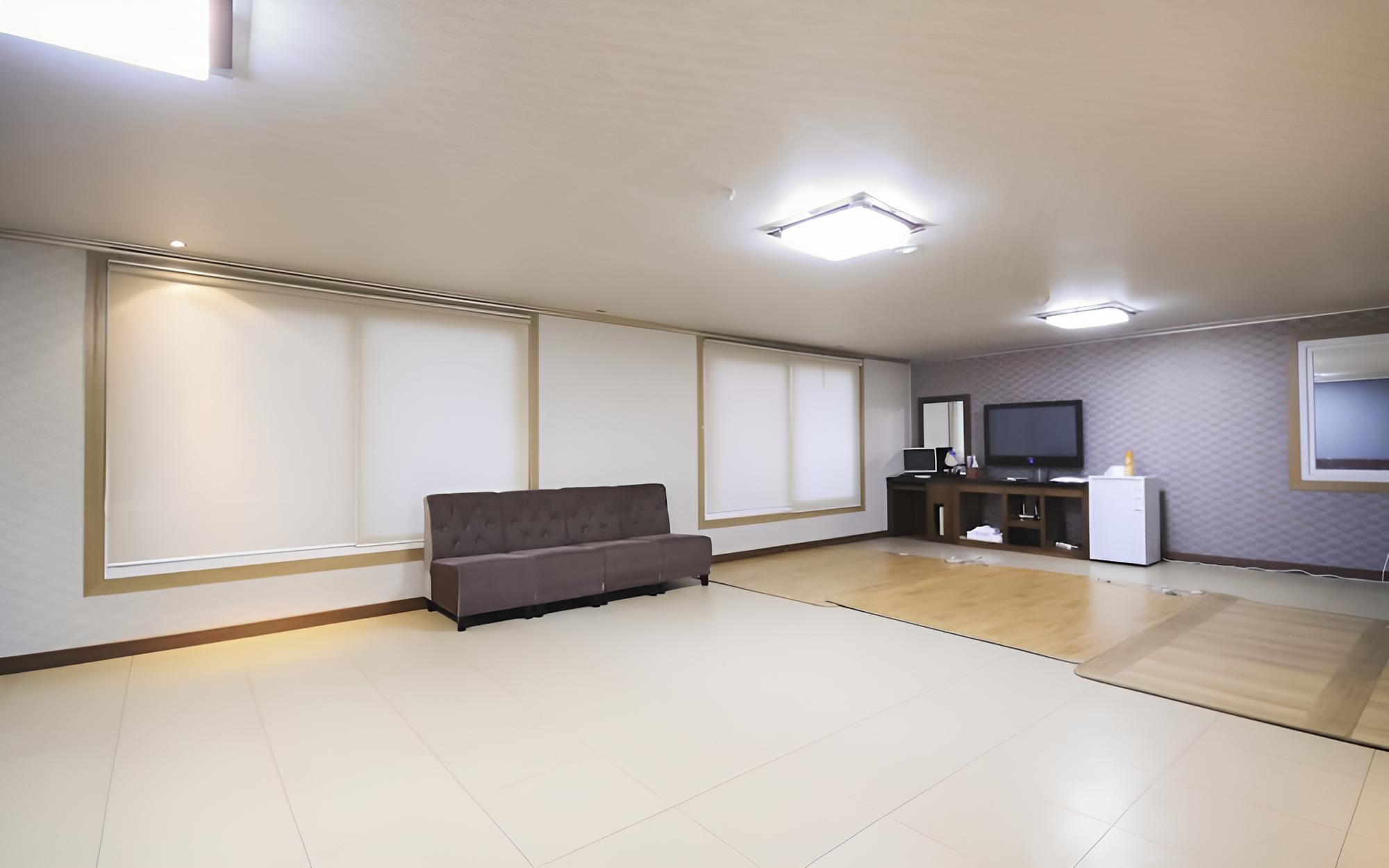 Room (Family-Hanok Korean room standard 5 p) photo 1
