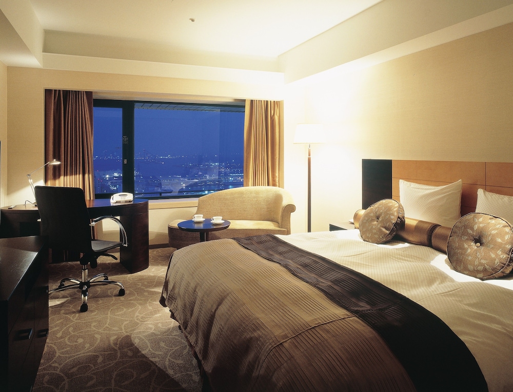 Standard Double Room, No Choice Of Smoking Preference (30-33f, Superior Floor)