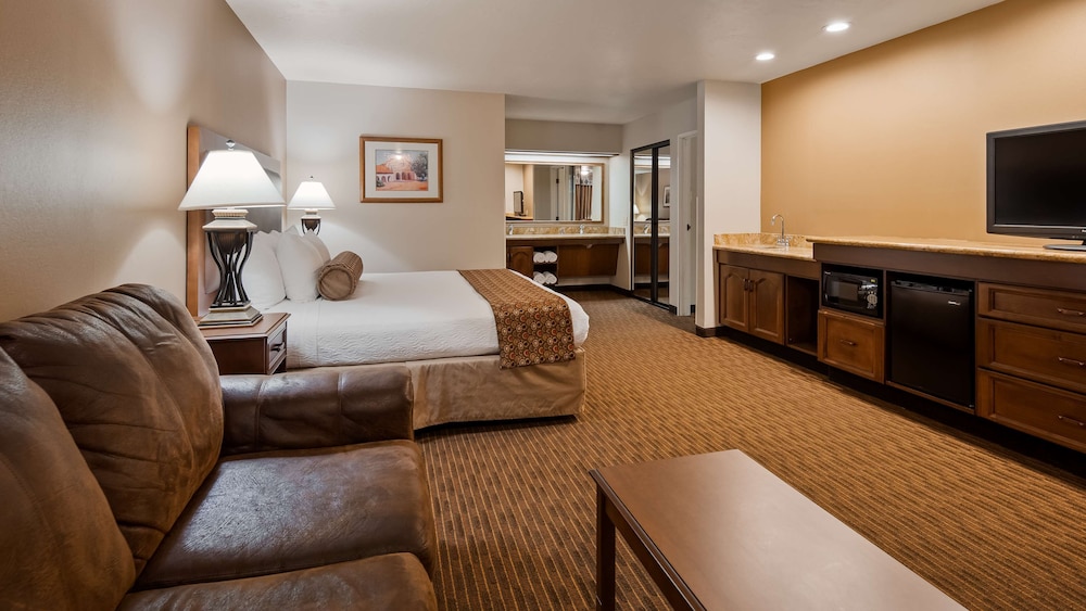 Suite, Multiple Beds, Non Smoking, Kitchen (with Sofabed) - Photo 2