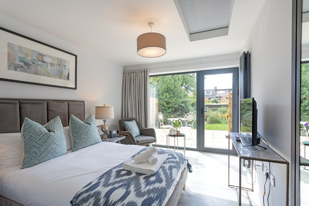 Superior Double with Garden View - Photo 1