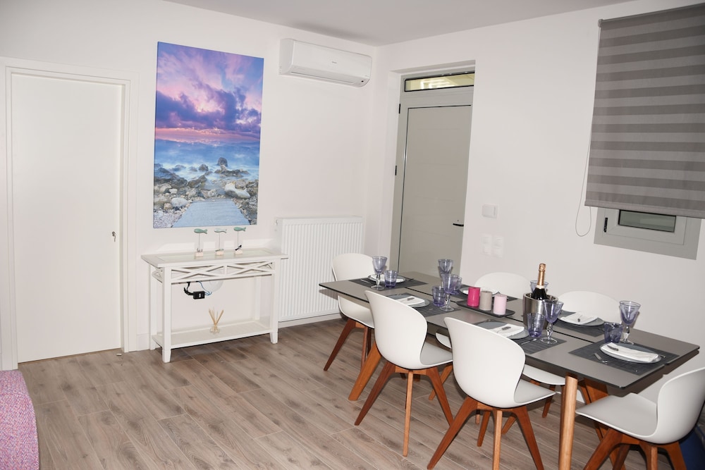 Family Apartment photo 2