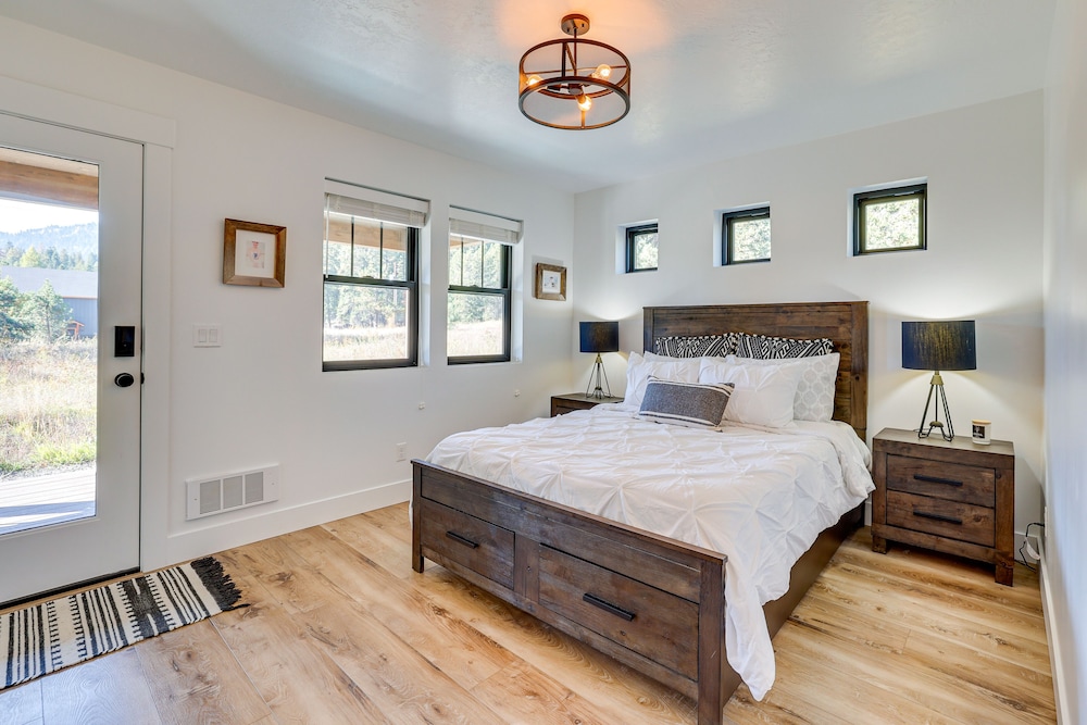 House (2 Bedrooms)