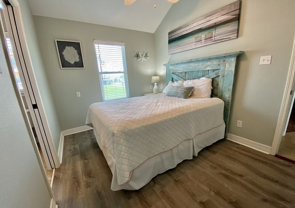 House, 3 Bedrooms photo 3