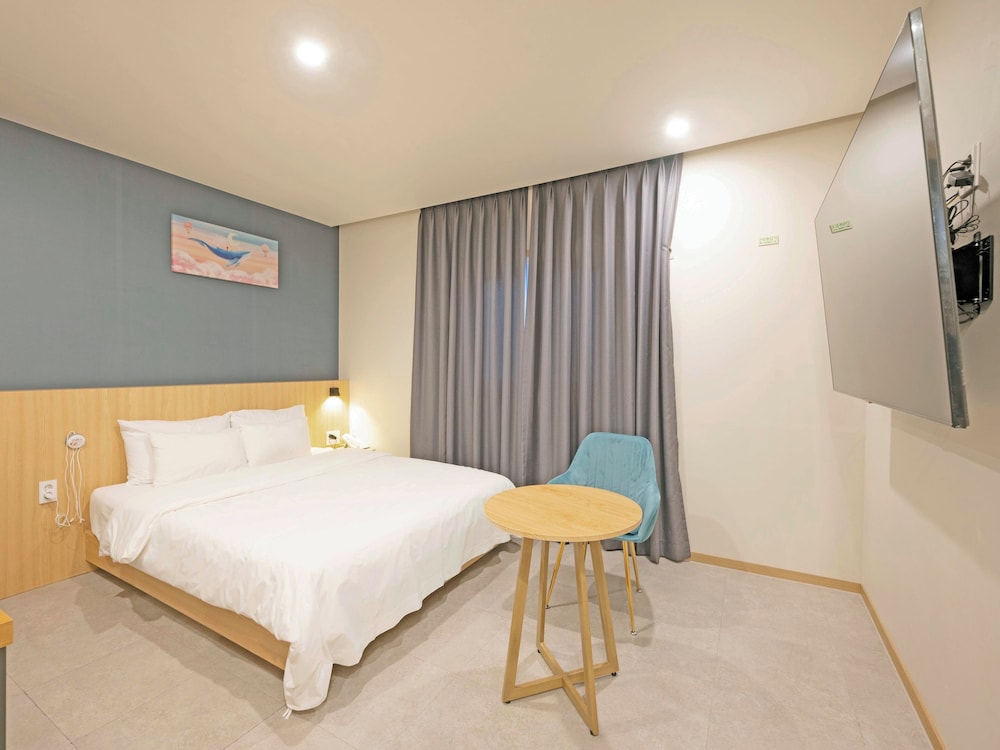 Standard Double Room - Photo 3