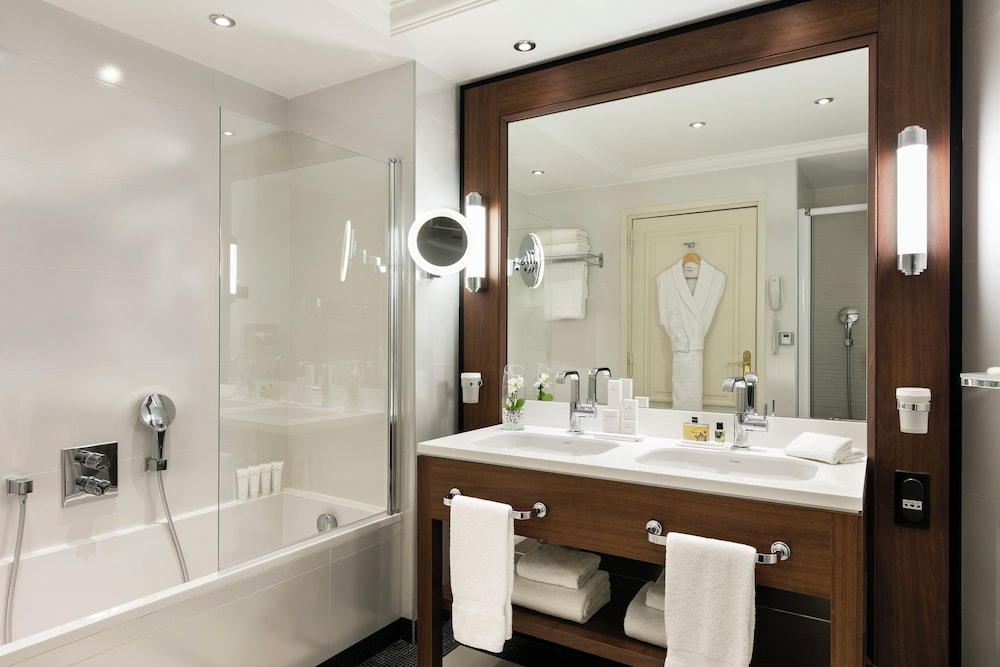 Superior Room, City View photo 2